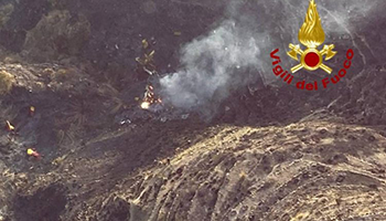 Cade un Canadair dei Vigili del fuoco in Sicilia