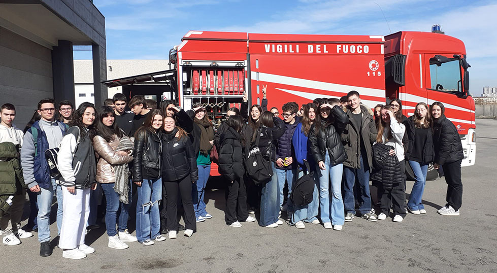 Sezione di TARANTO – Visita guidata presso il Comando VVF di Taranto