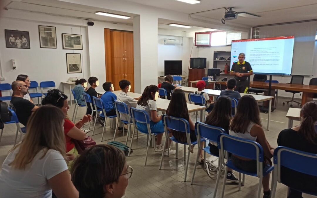 Sezione di ORISTANO – Scolaresca in visita al Comando