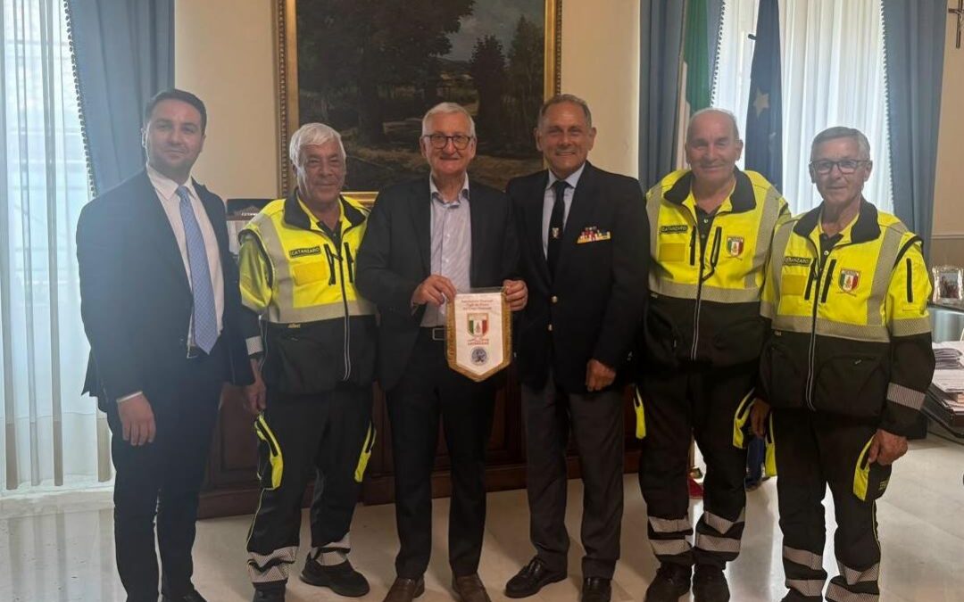 Sezione di CATANZARO – incontro con il Prefetto Castrese De Rosa